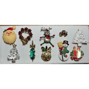 Vintage Lot of 20 Gold And Silver Tone  Rhinestone Christmas Brooches/Pins